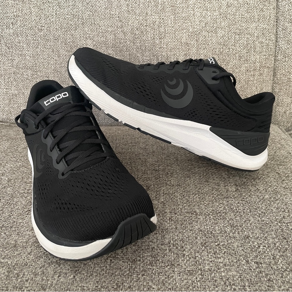 TOPO Athletic Ultrafly 4 Running Shoes EUC